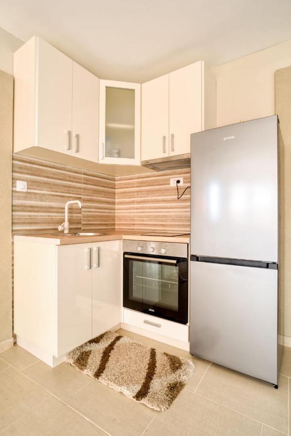 Savovic_Lux Apartment Petrovac Exterior photo